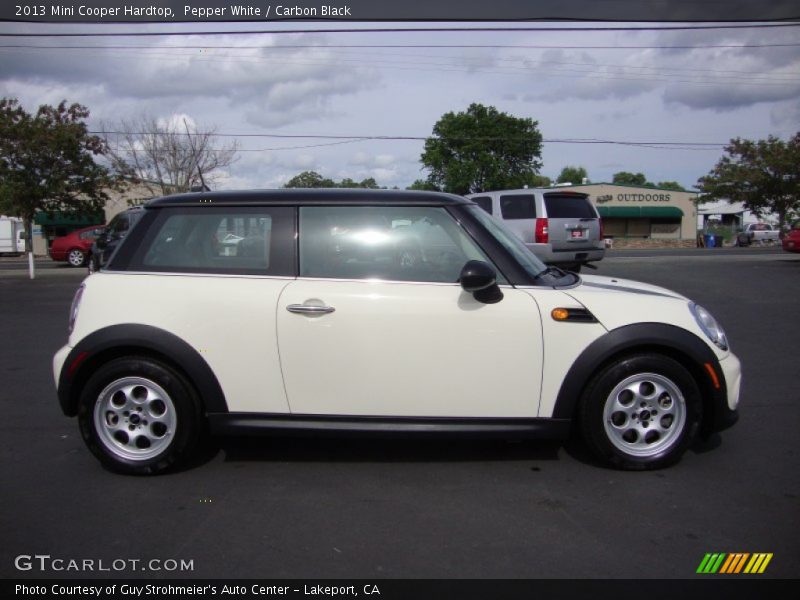 Pepper White / Carbon Black 2013 Mini Cooper Hardtop