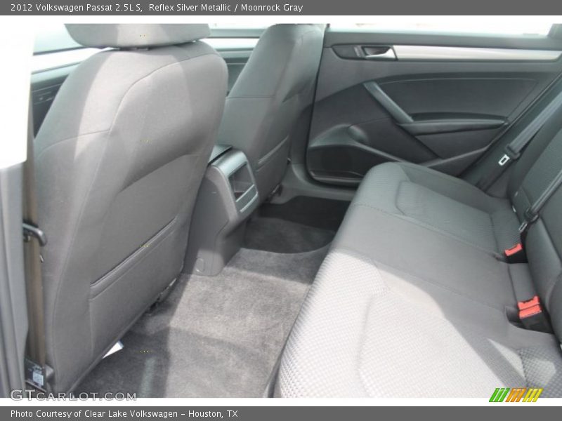 Reflex Silver Metallic / Moonrock Gray 2012 Volkswagen Passat 2.5L S