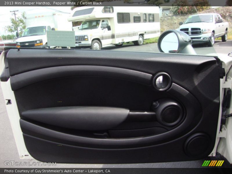 Pepper White / Carbon Black 2013 Mini Cooper Hardtop