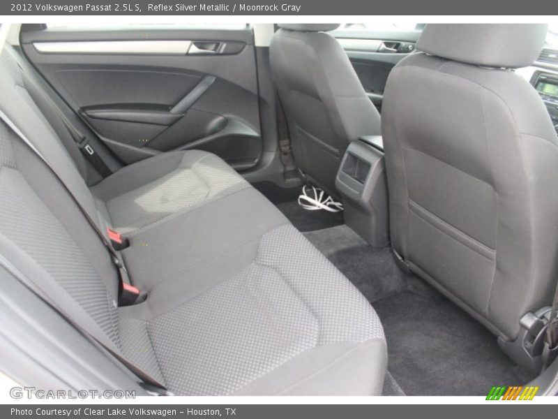 Reflex Silver Metallic / Moonrock Gray 2012 Volkswagen Passat 2.5L S