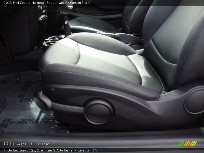 Pepper White / Carbon Black 2013 Mini Cooper Hardtop