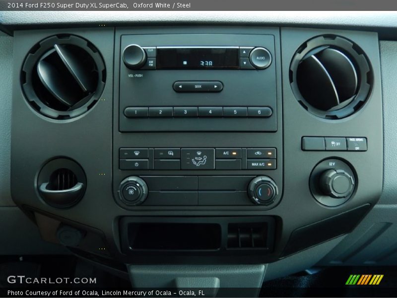 Controls of 2014 F250 Super Duty XL SuperCab
