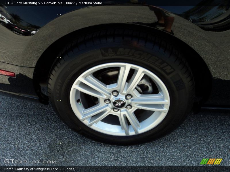 Black / Medium Stone 2014 Ford Mustang V6 Convertible