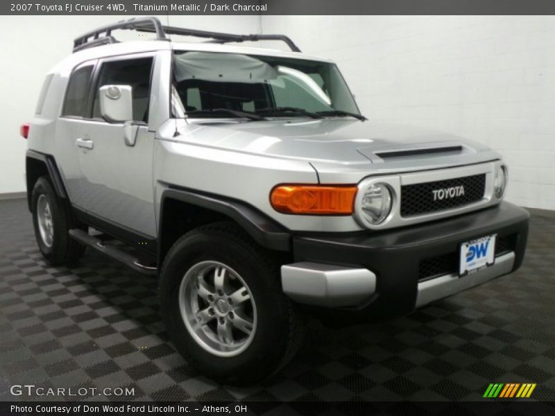 Titanium Metallic / Dark Charcoal 2007 Toyota FJ Cruiser 4WD