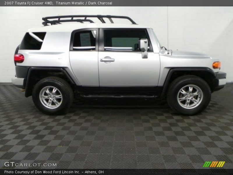 Titanium Metallic / Dark Charcoal 2007 Toyota FJ Cruiser 4WD