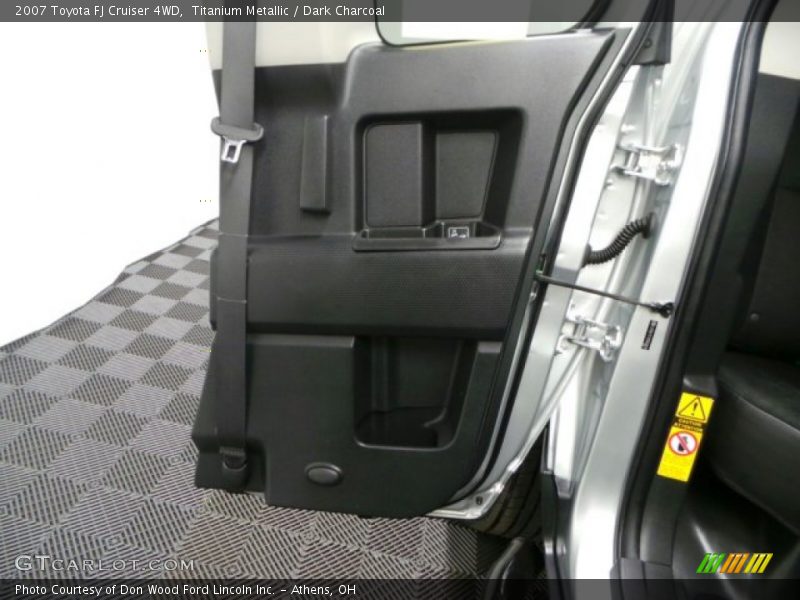 Titanium Metallic / Dark Charcoal 2007 Toyota FJ Cruiser 4WD
