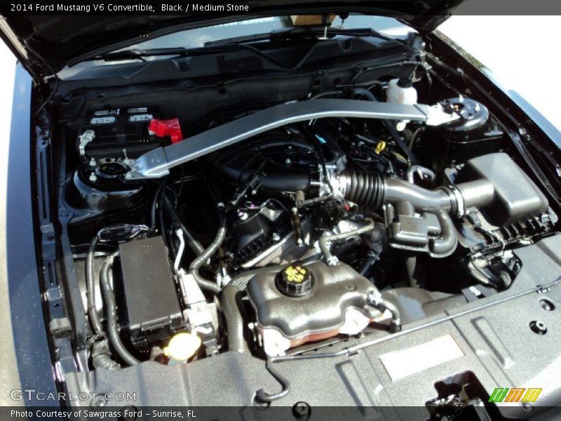 Black / Medium Stone 2014 Ford Mustang V6 Convertible
