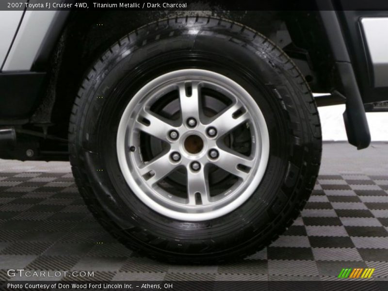 Titanium Metallic / Dark Charcoal 2007 Toyota FJ Cruiser 4WD