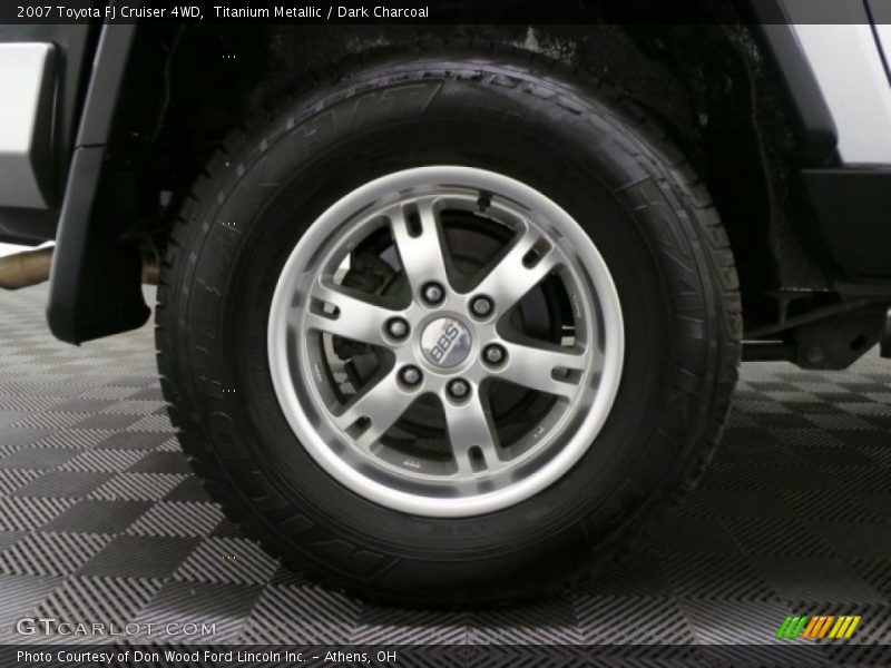 Titanium Metallic / Dark Charcoal 2007 Toyota FJ Cruiser 4WD