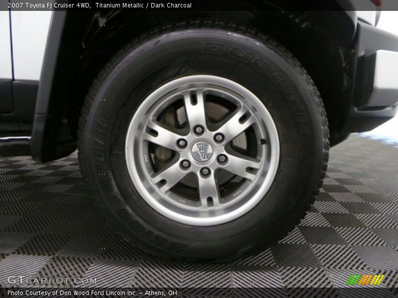 Titanium Metallic / Dark Charcoal 2007 Toyota FJ Cruiser 4WD