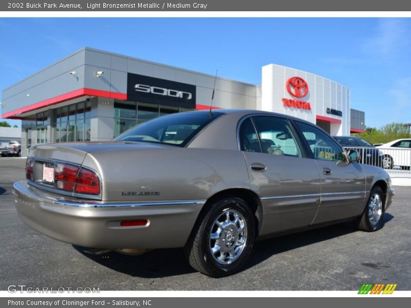 Light Bronzemist Metallic / Medium Gray 2002 Buick Park Avenue