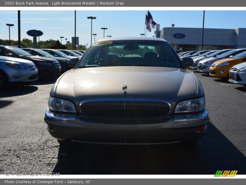 Light Bronzemist Metallic / Medium Gray 2002 Buick Park Avenue