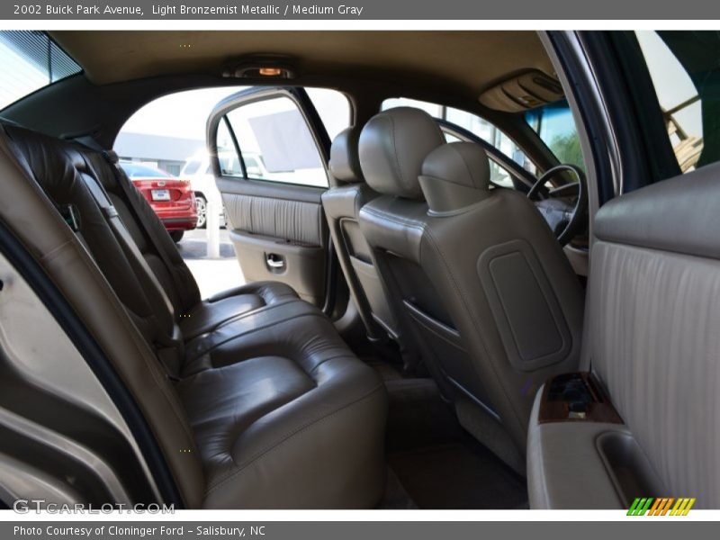 Light Bronzemist Metallic / Medium Gray 2002 Buick Park Avenue