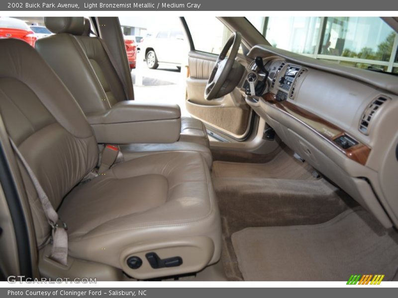 Light Bronzemist Metallic / Medium Gray 2002 Buick Park Avenue