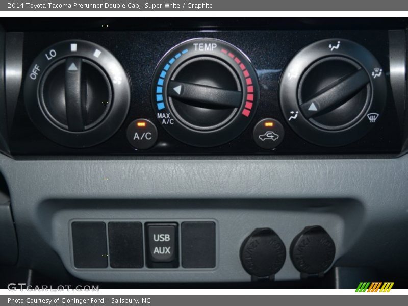 Super White / Graphite 2014 Toyota Tacoma Prerunner Double Cab