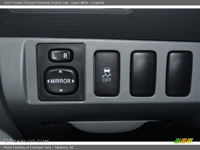 Super White / Graphite 2014 Toyota Tacoma Prerunner Double Cab