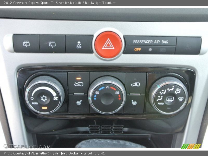 Silver Ice Metallic / Black/Light Titanium 2012 Chevrolet Captiva Sport LT