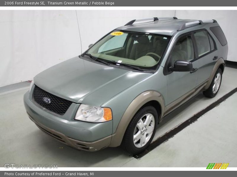 Titanium Green Metallic / Pebble Beige 2006 Ford Freestyle SE