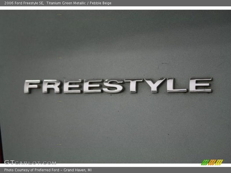 Titanium Green Metallic / Pebble Beige 2006 Ford Freestyle SE