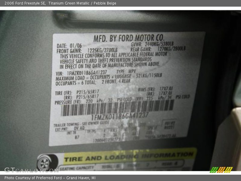 Titanium Green Metallic / Pebble Beige 2006 Ford Freestyle SE