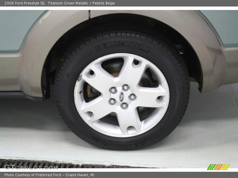 Titanium Green Metallic / Pebble Beige 2006 Ford Freestyle SE