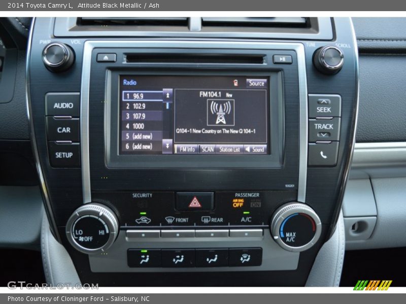 Attitude Black Metallic / Ash 2014 Toyota Camry L