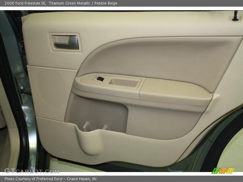 Titanium Green Metallic / Pebble Beige 2006 Ford Freestyle SE