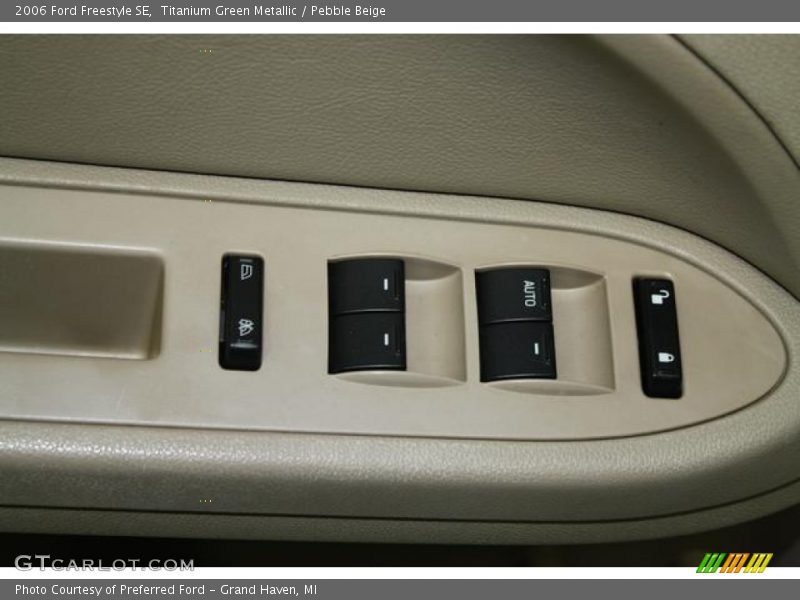 Titanium Green Metallic / Pebble Beige 2006 Ford Freestyle SE