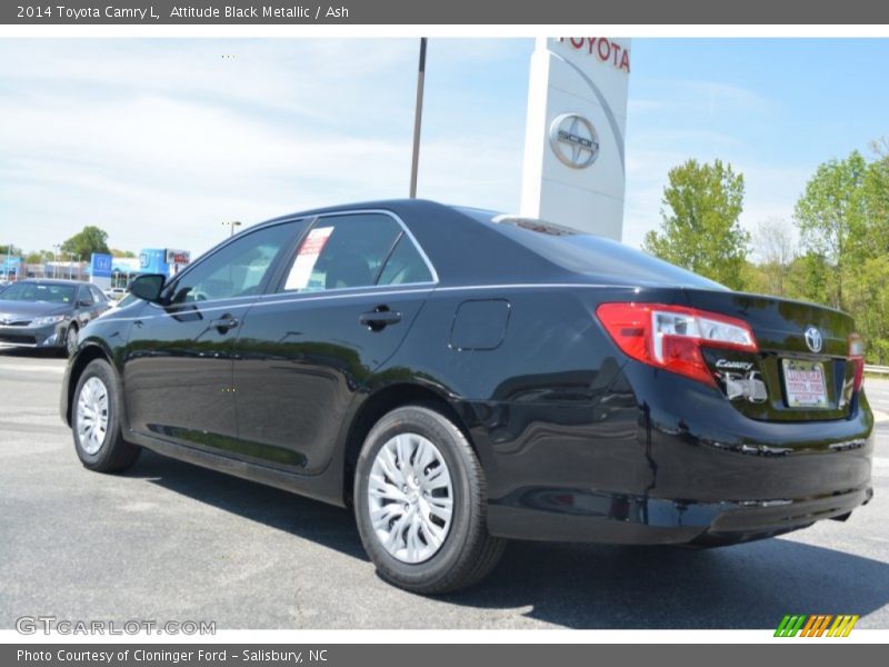 Attitude Black Metallic / Ash 2014 Toyota Camry L