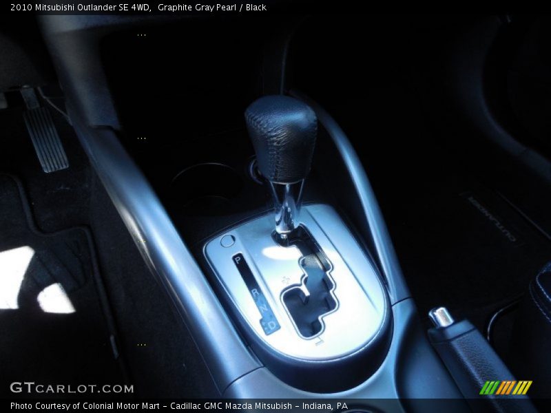 Graphite Gray Pearl / Black 2010 Mitsubishi Outlander SE 4WD