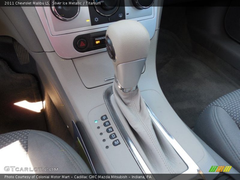 Silver Ice Metallic / Titanium 2011 Chevrolet Malibu LS