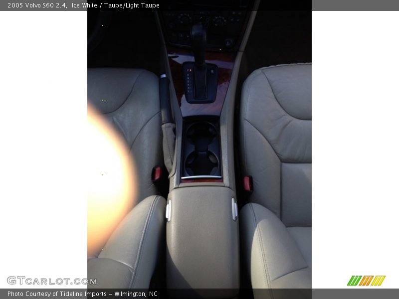 Ice White / Taupe/Light Taupe 2005 Volvo S60 2.4