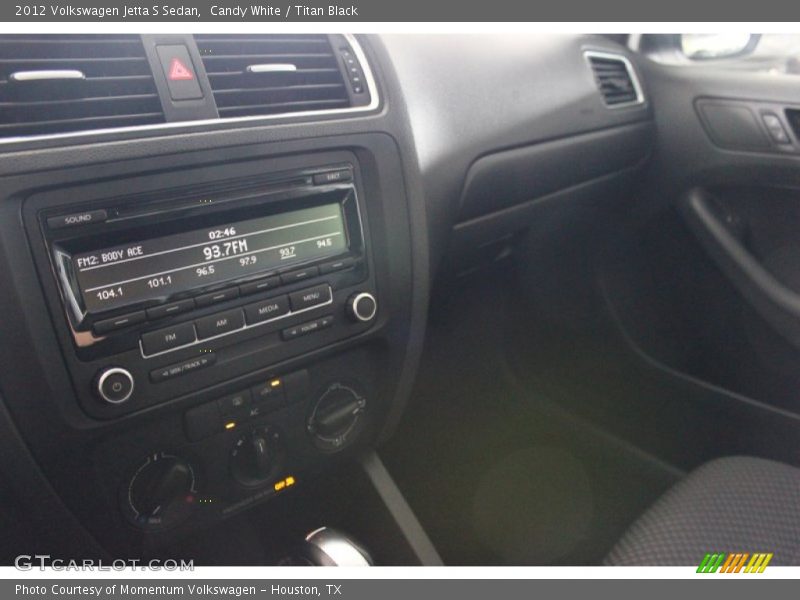 Candy White / Titan Black 2012 Volkswagen Jetta S Sedan