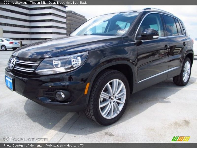Deep Black Metallic / Black 2014 Volkswagen Tiguan SEL