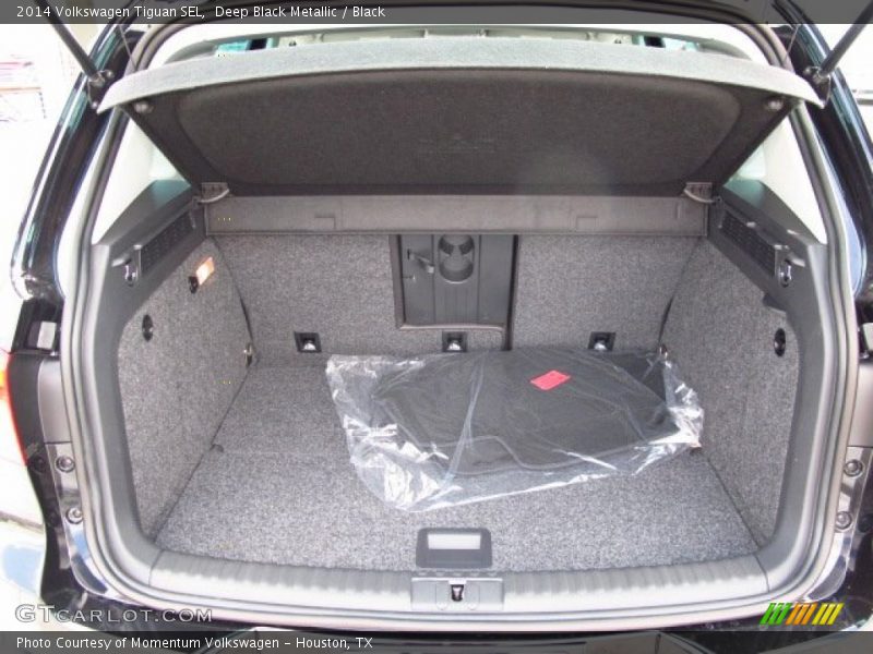 Deep Black Metallic / Black 2014 Volkswagen Tiguan SEL