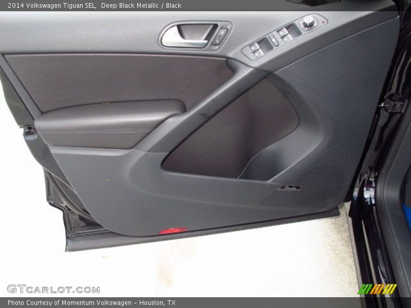 Deep Black Metallic / Black 2014 Volkswagen Tiguan SEL