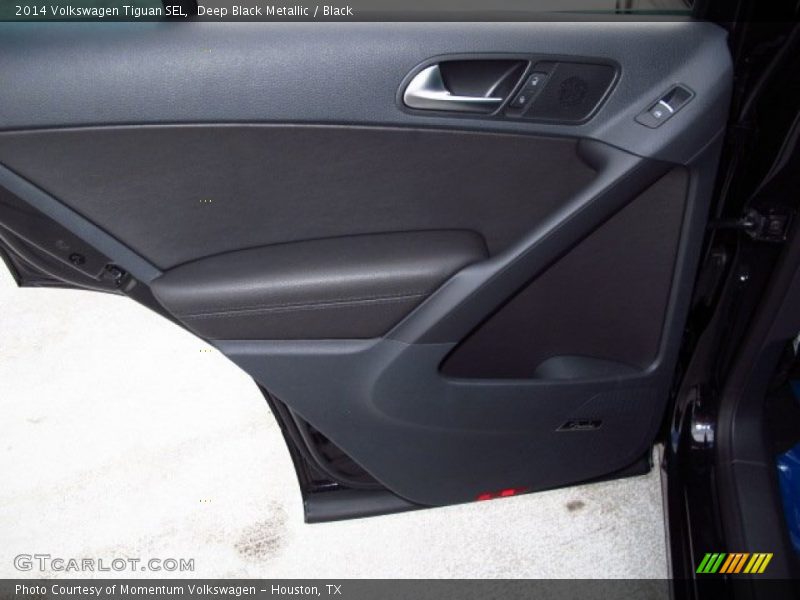 Deep Black Metallic / Black 2014 Volkswagen Tiguan SEL