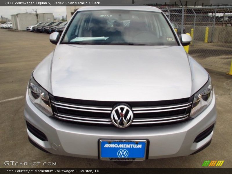 Reflex Silver Metallic / Black 2014 Volkswagen Tiguan S