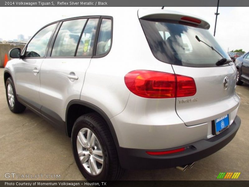 Reflex Silver Metallic / Black 2014 Volkswagen Tiguan S