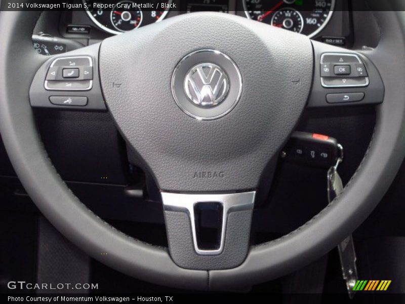 Pepper Gray Metallic / Black 2014 Volkswagen Tiguan S