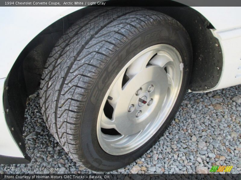 Arctic White / Light Gray 1994 Chevrolet Corvette Coupe