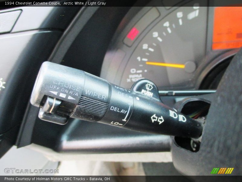 Arctic White / Light Gray 1994 Chevrolet Corvette Coupe