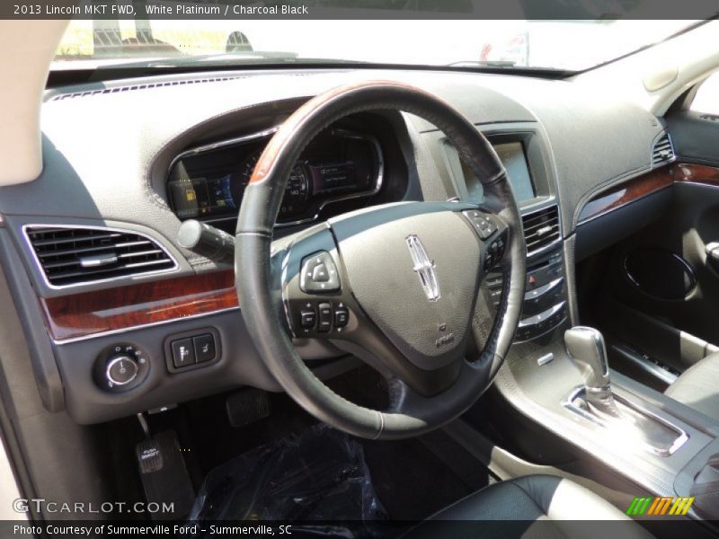 White Platinum / Charcoal Black 2013 Lincoln MKT FWD