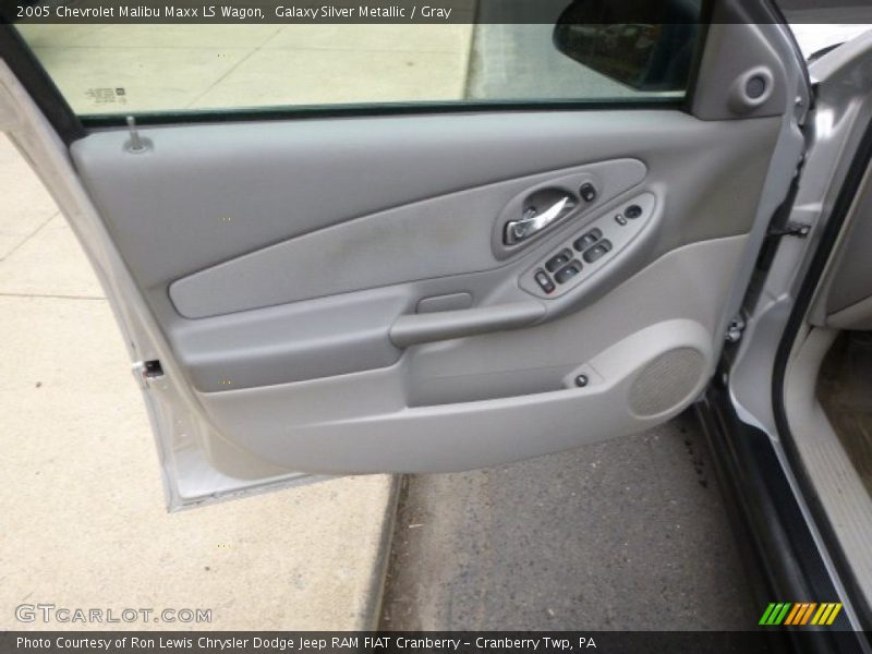 Galaxy Silver Metallic / Gray 2005 Chevrolet Malibu Maxx LS Wagon