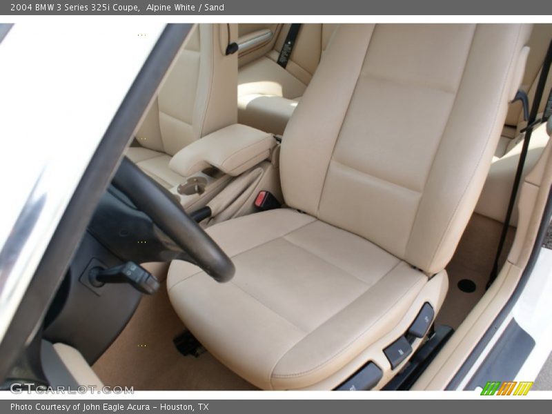 Alpine White / Sand 2004 BMW 3 Series 325i Coupe