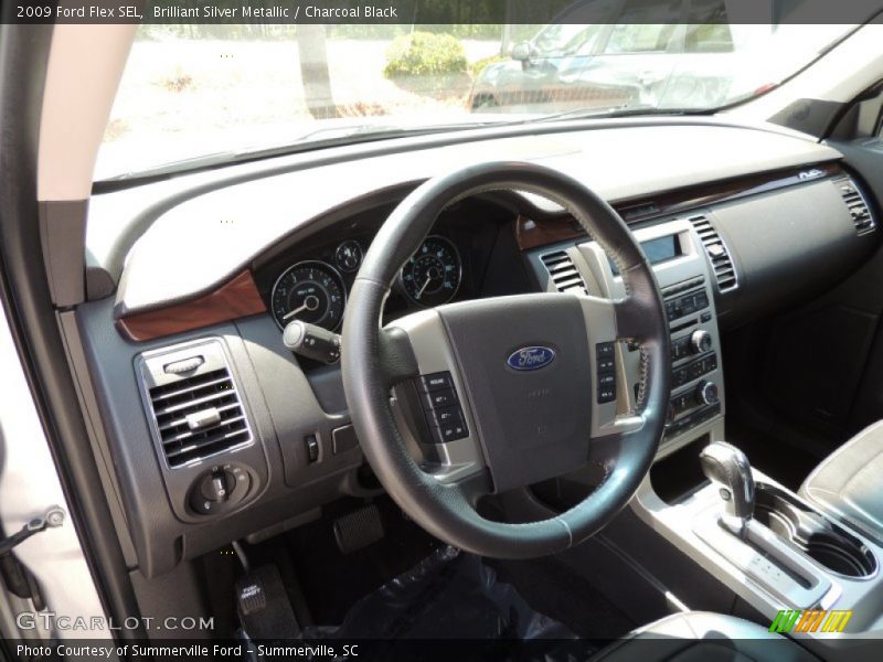 Brilliant Silver Metallic / Charcoal Black 2009 Ford Flex SEL