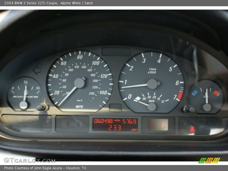 Alpine White / Sand 2004 BMW 3 Series 325i Coupe