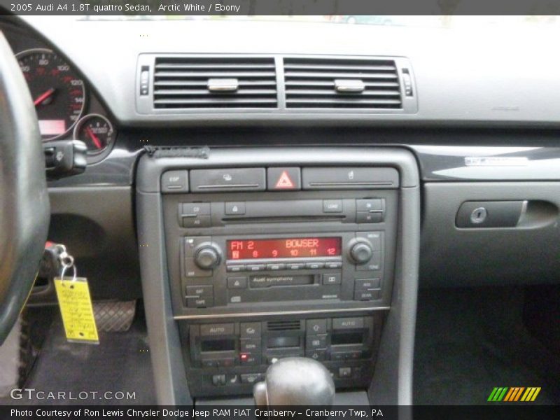 Arctic White / Ebony 2005 Audi A4 1.8T quattro Sedan