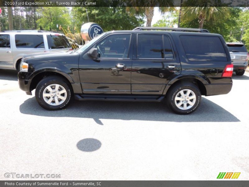 Tuxedo Black / Camel 2010 Ford Expedition XLT