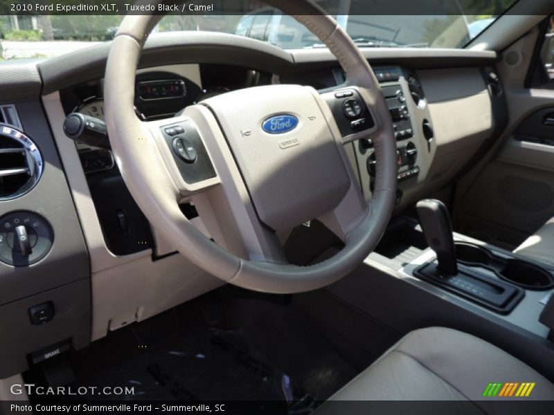 Tuxedo Black / Camel 2010 Ford Expedition XLT